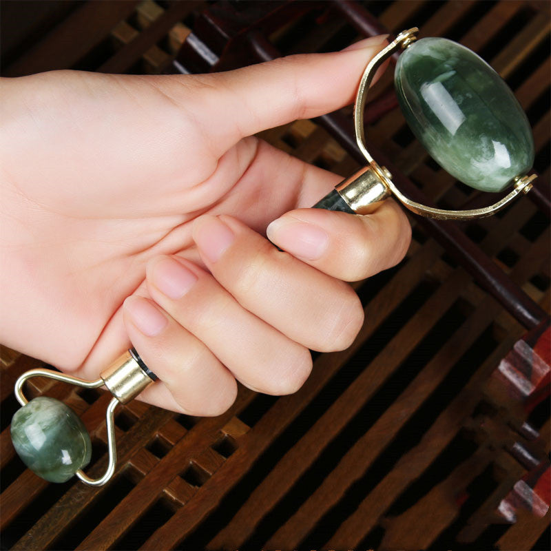 Natural Jade Beauty Roller