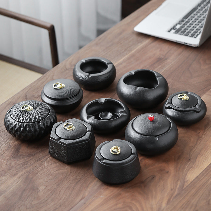 Creative Stoneware Ashtray With Lid Black Pottery Ashtray