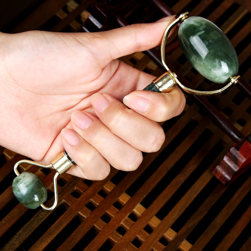 Natural Jade Beauty Roller