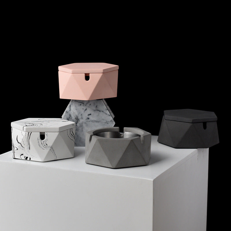 Triangular ashtray with Lid